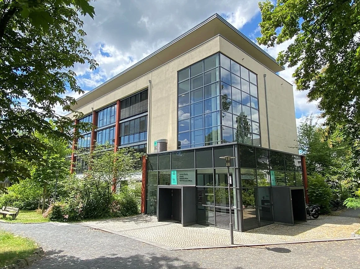 Glasgebäude Büros